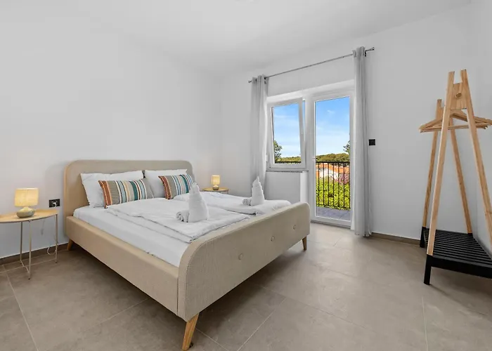 Paliska Apartment *
