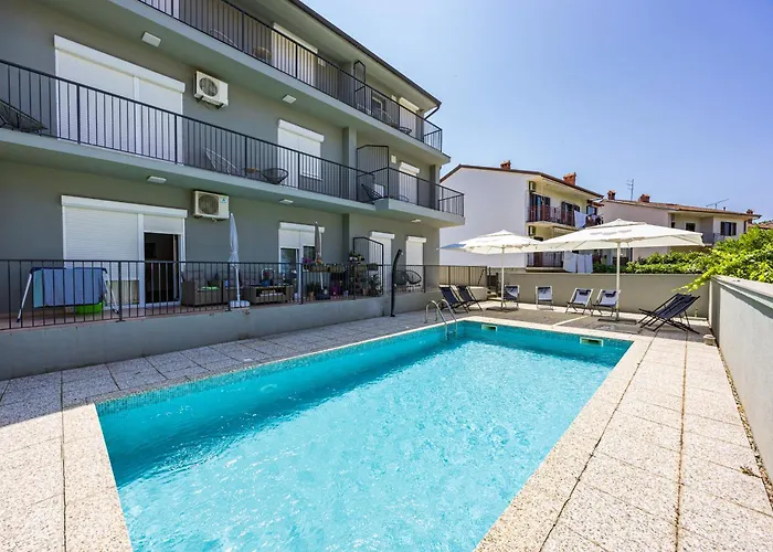 Apartment Paliska *